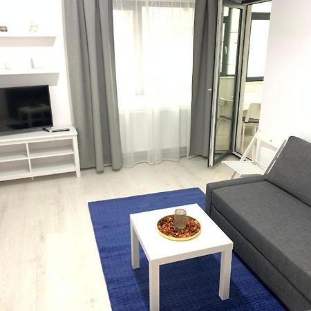 Apartment Пітешть Екстер'єр фото
